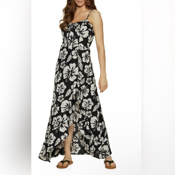 Volcom Coco Ho Black White Bodice tie and Thigh High Slit Maxi Dress size XS new - Picture 6 of 8